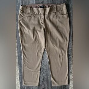 The Limited Brownish Tan Cropped Pants | Size 14